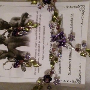 Hand crafted floral necklace and matching earings